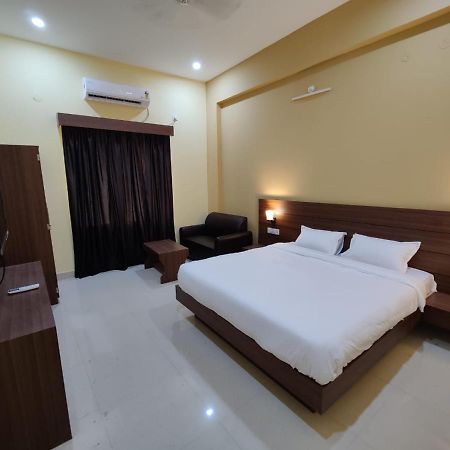 Hr Garden Hotel Deoghar Bagian luar foto
